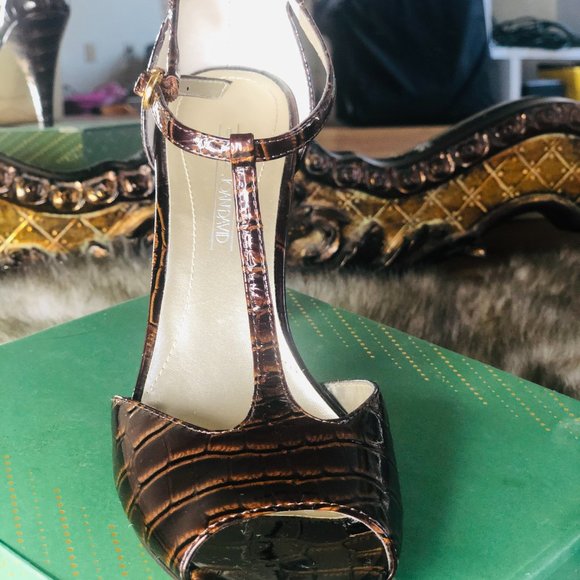 Joan & David Vintage Crocodile Heels size 7.5 EUC! - Picture 8 of 15